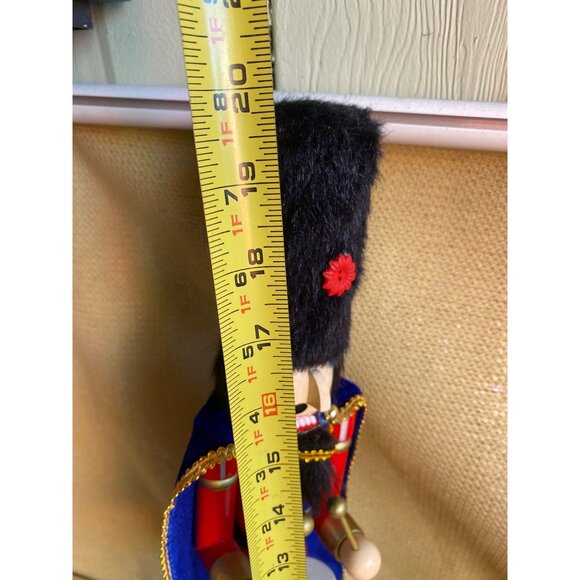Nutcracker Wooden Soldier Christmas Decor Nut cracker 19" - Picture 5 of 6